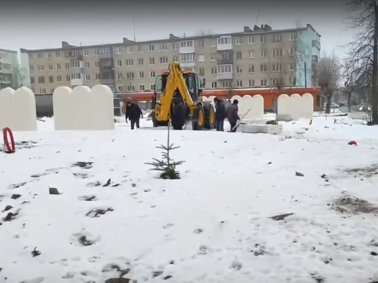 В Тутаеве подрядчик лихорадочно ремонтирует «Сквер Афганцев»