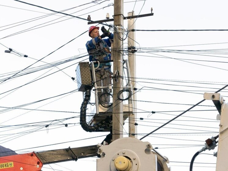 В двух районах Крыма фиксируют перебои со светом