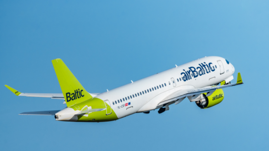 Летать опасно? AirBaltic отменяет рейсы в Тель-Авив до 1 сентября