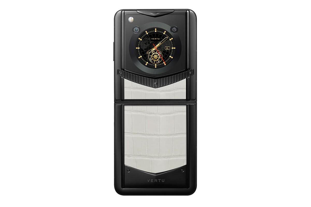 Vertu представила складной AlphaFold с ИИ-ассистентом