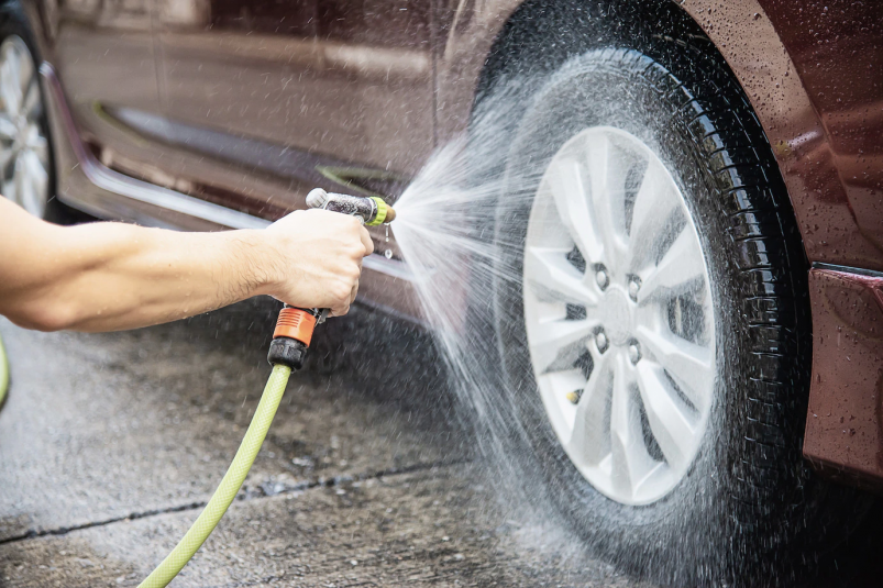 Car washing. Мойка автомобиля. Комплексная мойка автомобиля. Технологическая мойка автомобиля. Автомойщик.