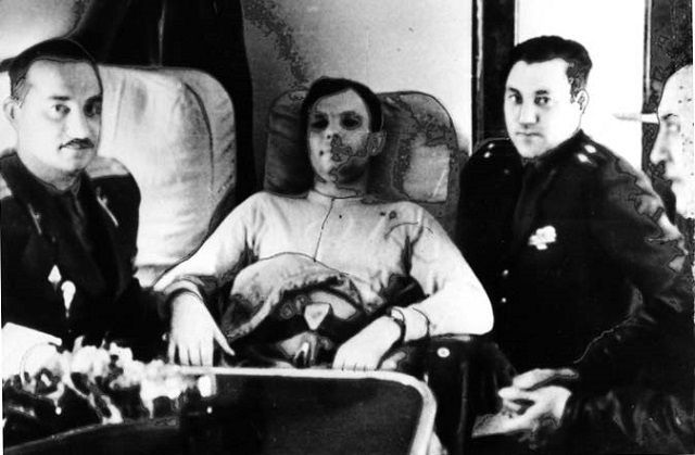 Звезда Юрия Гагарина: у кубанского журналиста сохранился первый снимок космонавта после возвращения с орбиты 