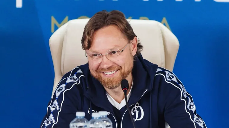 Экс-полузащитник «Динамо» Харлачев: Слова Карпина о совмещении обидели фанатов «Динамо» - фото