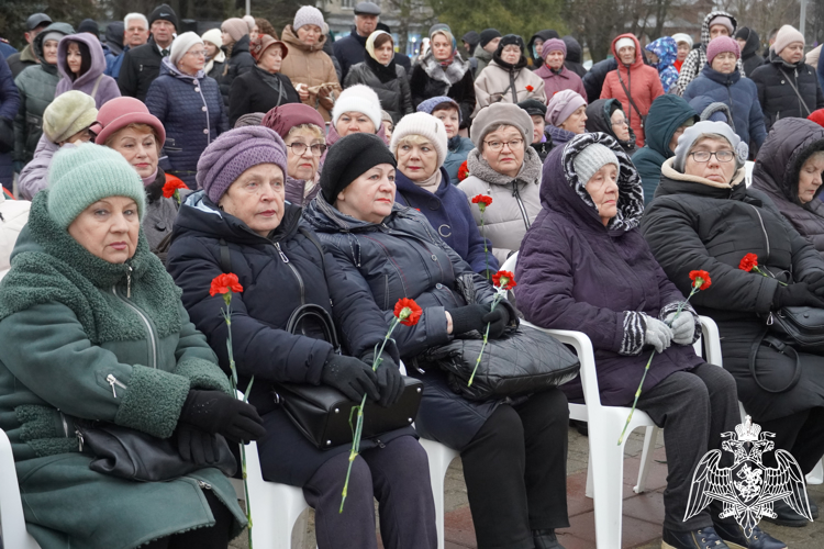 Росгвардейцы приняли участие в мероприятиях, посвящённых Дню Неизвестного Солдата, в Костроме