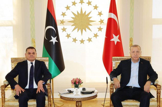 Президент Турции Реджеп Тайип Эрдоган принимает премьер-министра Ливии Абдула Хамида Дбейбе в Стамбуле. 2023