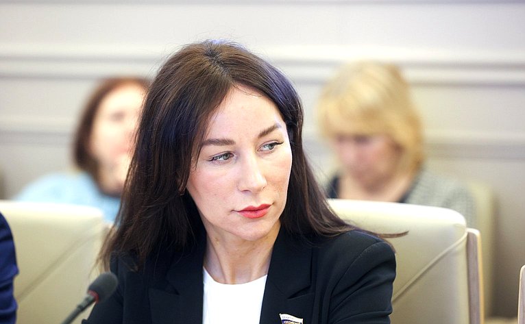 Елена Дягилева