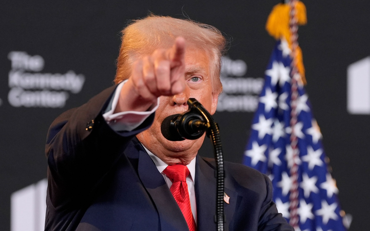 Трамп рассказал о высоких доходах США от продаж нефти Венесуэлы