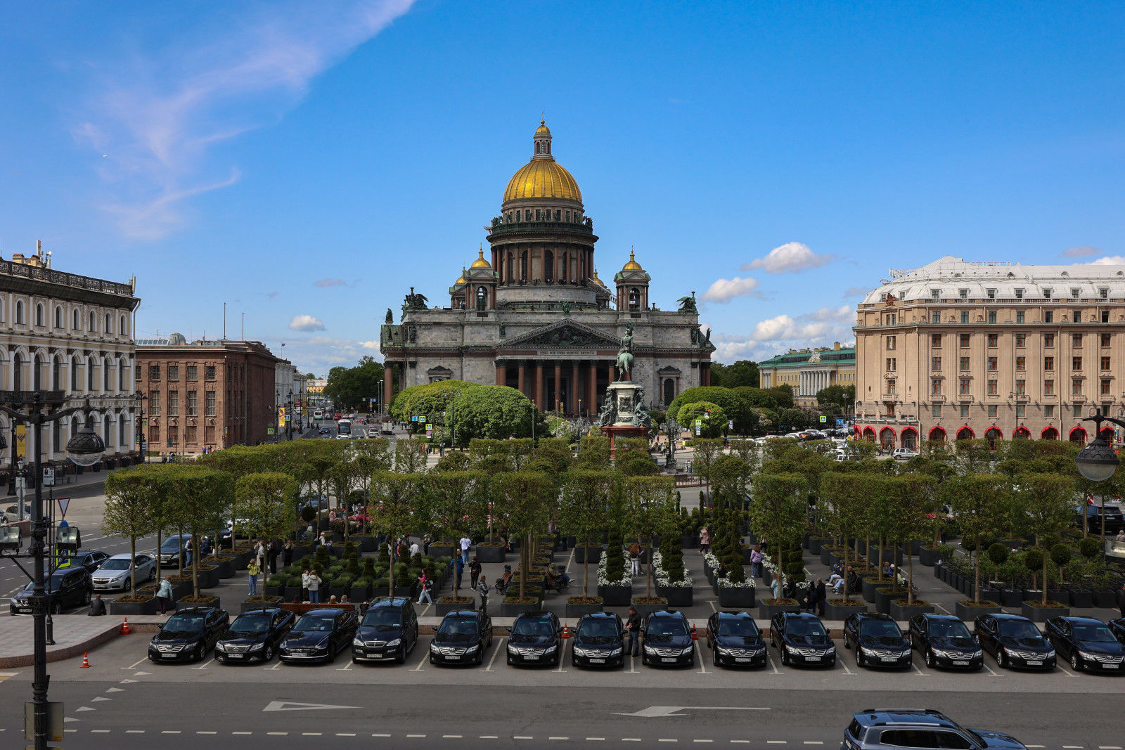 исаакиевская площадь в петербурге