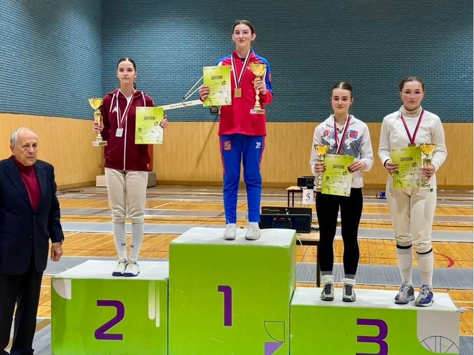 Бронницкая фехтовальщицы завоевала золото на Всероссийском турнире