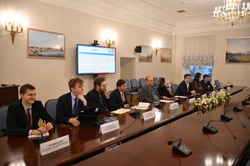 Студенты из Беларуси и России приняли участие в интеллектуальном турнире на избирательную тематику