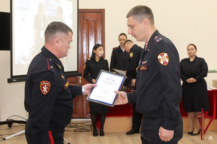 В Бурятии отметили День вневедомственной охраны Росгвардии