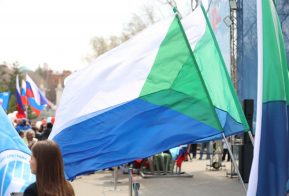 Более 3 тысяч человек встретили Первомай на набережной Амура в Хабаровске