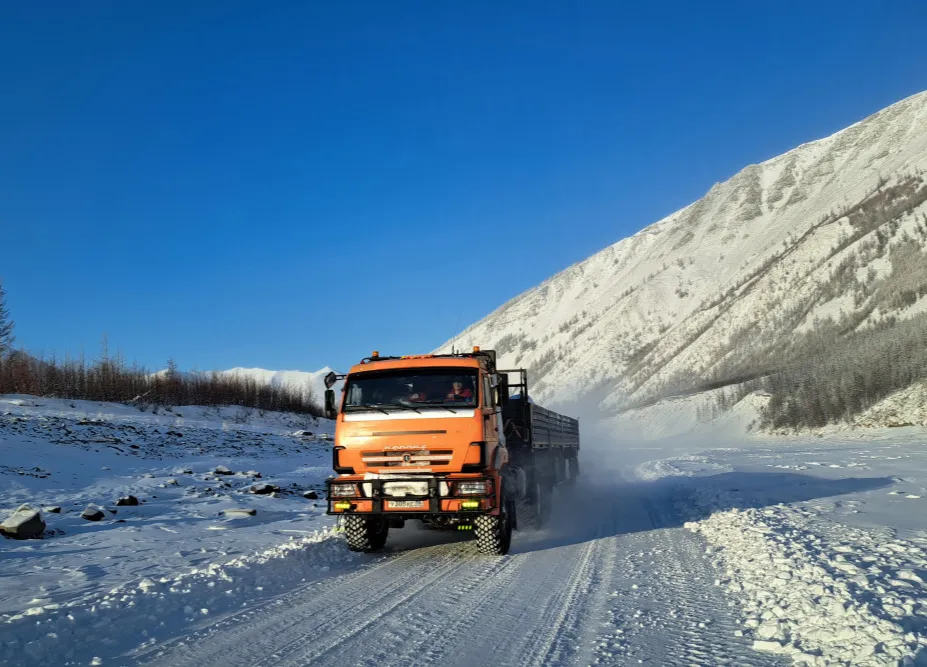 В Якутии по автозимникам доставлено свыше 65 тысяч тонн жизнеобеспечивающих грузов