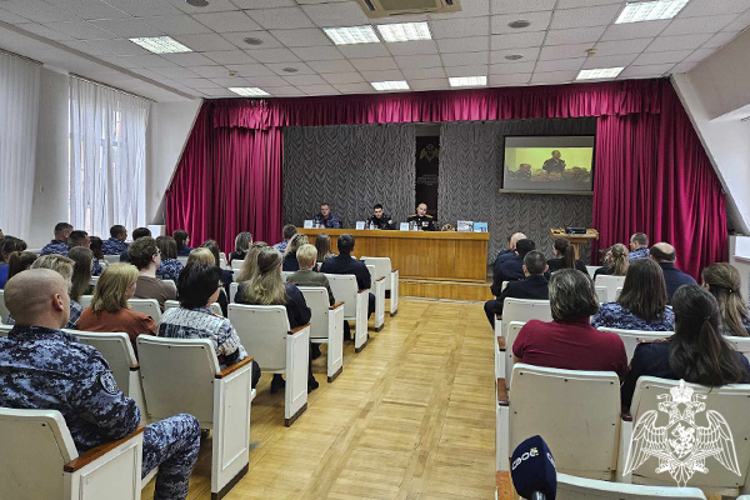 На Ставрополье росгвардейцы отметили 73-ю годовщину образования подразделений вневедомственной охраны