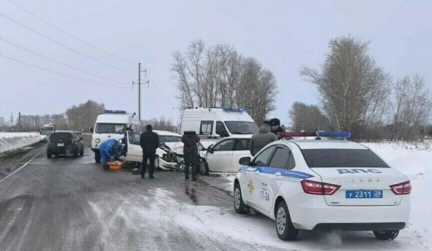 В Амурской области расследуют трагическое ДТП в котором один работник предприятия травмирован второй погиб