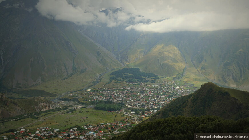 Грузия, часть 1. Беги в Казбеги, или Stepansminda's Step