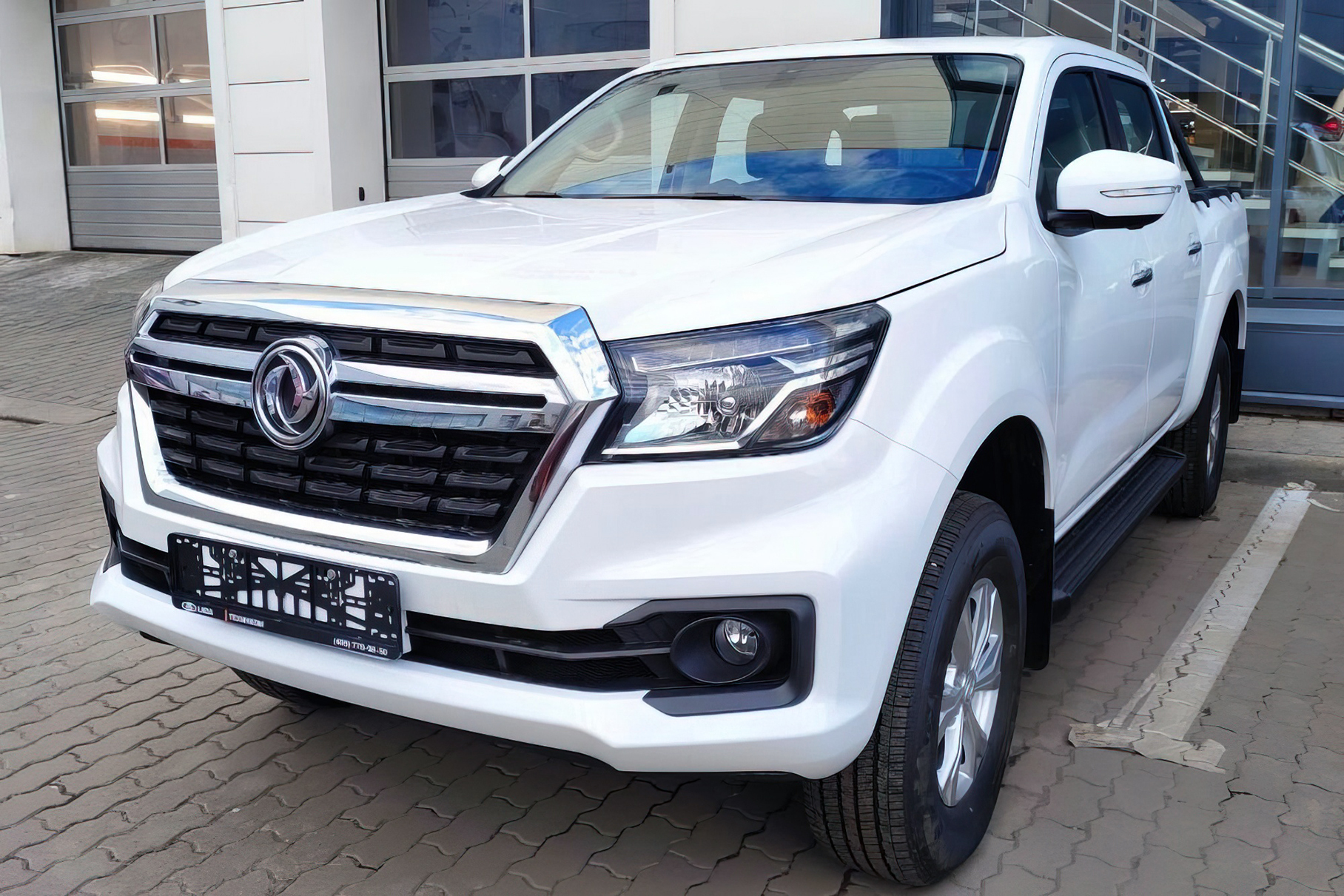 Dongfeng df6. Пикап Dongfeng df6 серебро. Новый китайский пикап. Китайский пикап 2022. Китайский Ниссан Навара.