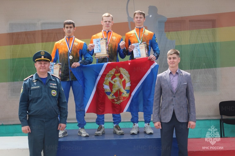 В Чите прошли соревнования по пожарно-спасательному спорту