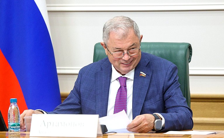 Анатолий Артамонов