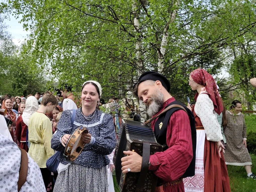​Фольклорные традиции Ярославской области возрождаются на фестивале «Влюблен в лен»
