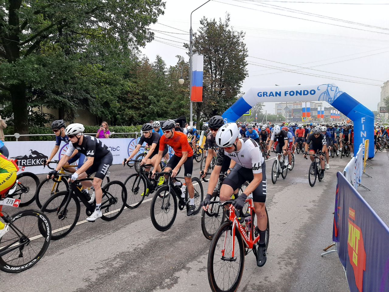 Бренды велоспорта. Руза волонтеры. Соревнования для сотрудников. Спорт. Дворец спорта центральный.