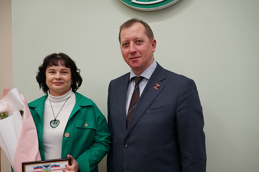 белгород награждение. губернаторский стипендиат. награждение губернаторской стипендии в белгороде. губернатор наградил белгород. стипендиаты губернатора.