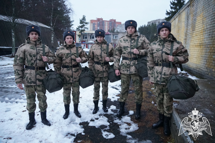 Призывники из Карелии отправились служить в войсковые части Северо-Западного округа Росгвардии (видео)