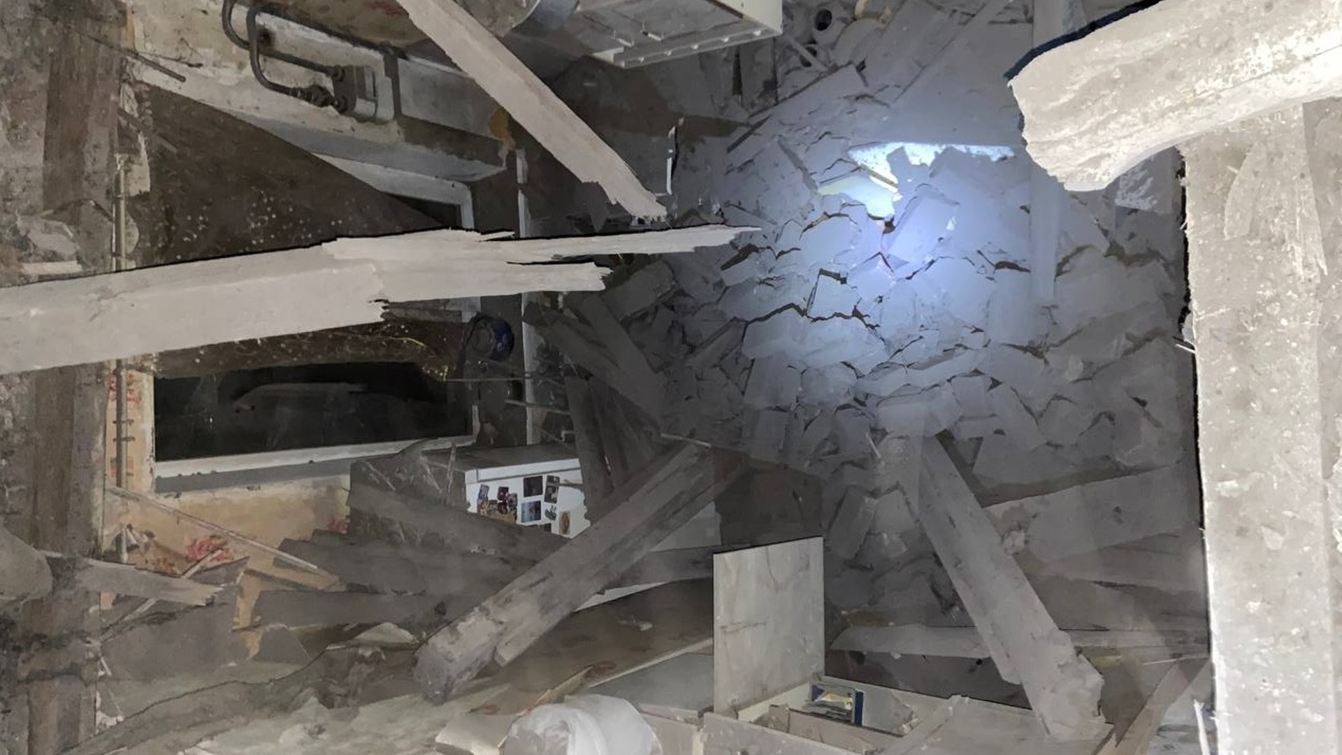 мэр горловки иван приходько. мэр горловки. поселок румянцево горловка. обстрел ворошиловского района донецка 2014-2020. приходько рик горловка.