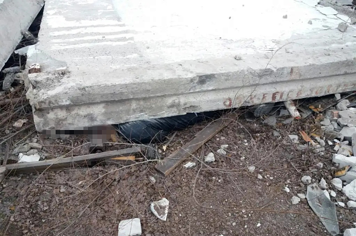 В Богородицком районе мужчину насмерть задавило бетонной плитой ...