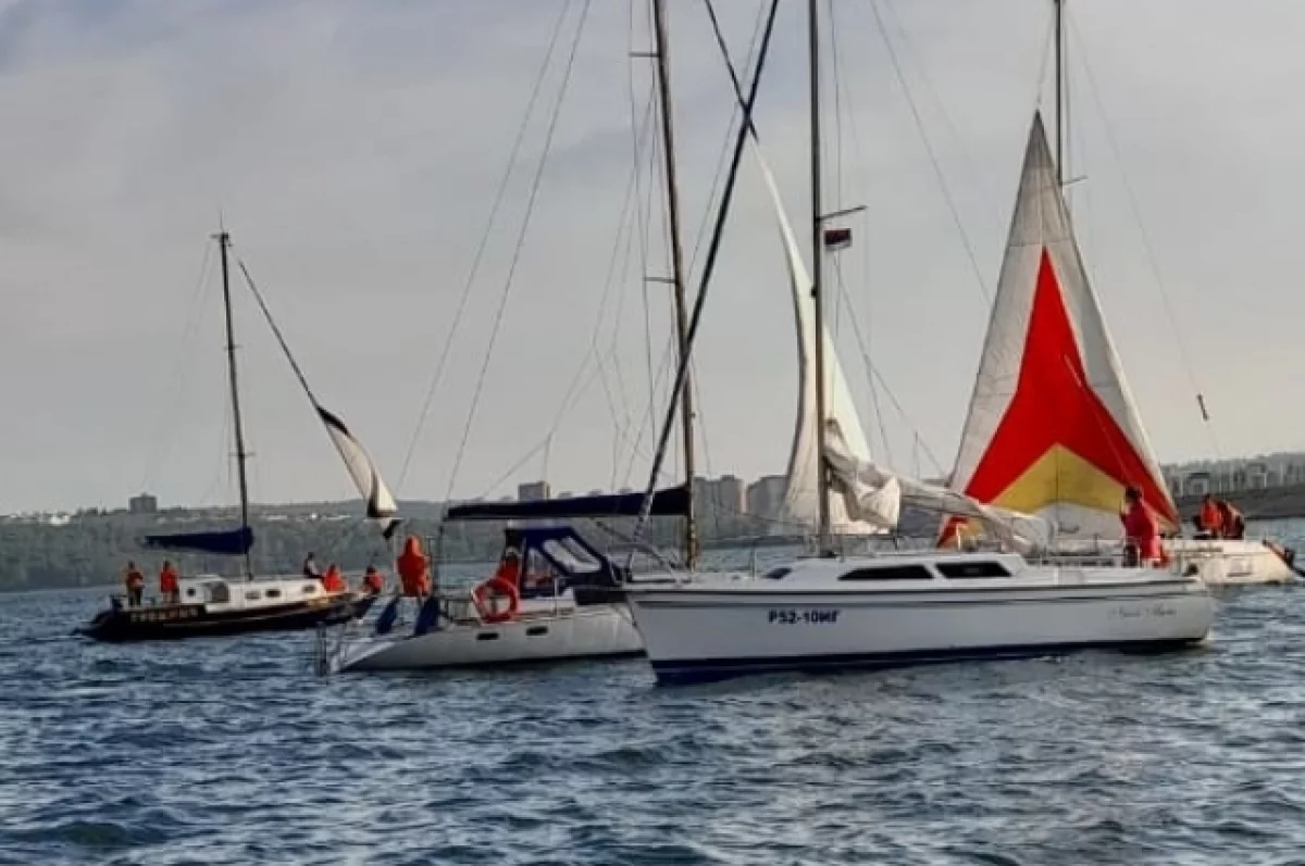 Алые паруса иркутск. Парад яхт в иркутске 2024. Парад яхт в иркутске. Парад яхт в иркутске. Парад яхт в сочи.