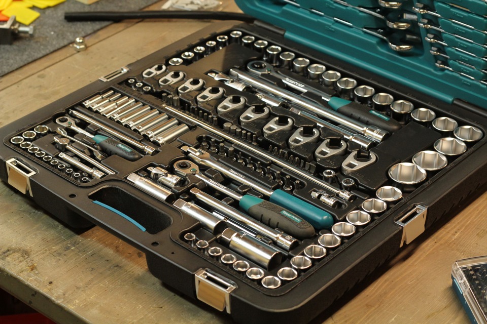 Тоолс. Набор инструментов Kamasa Tools 166. Набор инструментов 13m04 Toolbox. Набор механика Kamasa Tools k25017. Набор головок Kamasa Tools.