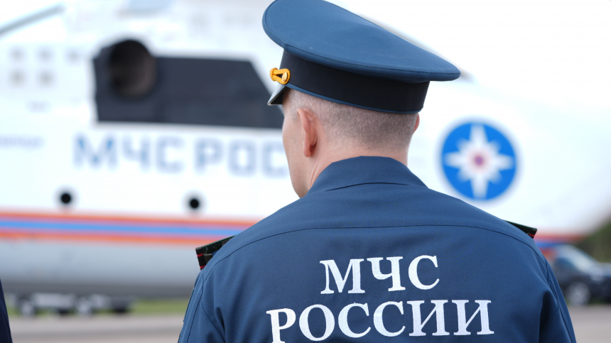 Трое туристов эвакуированы с вулкана Крашенинникова после смерти пилота