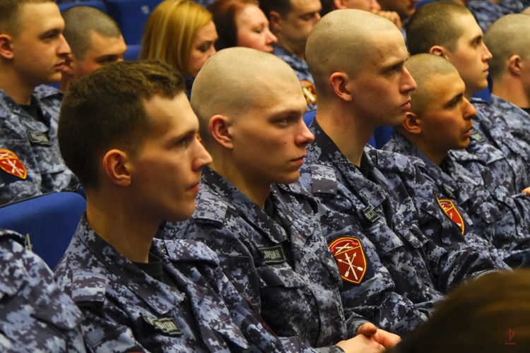 В Калининграде состоялось торжественное мероприятие в честь Дня образования войск национальной гвардии (видео)