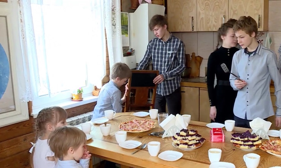 Перечень мер поддержки многодетным семьям в Костромской области расширится: что нового