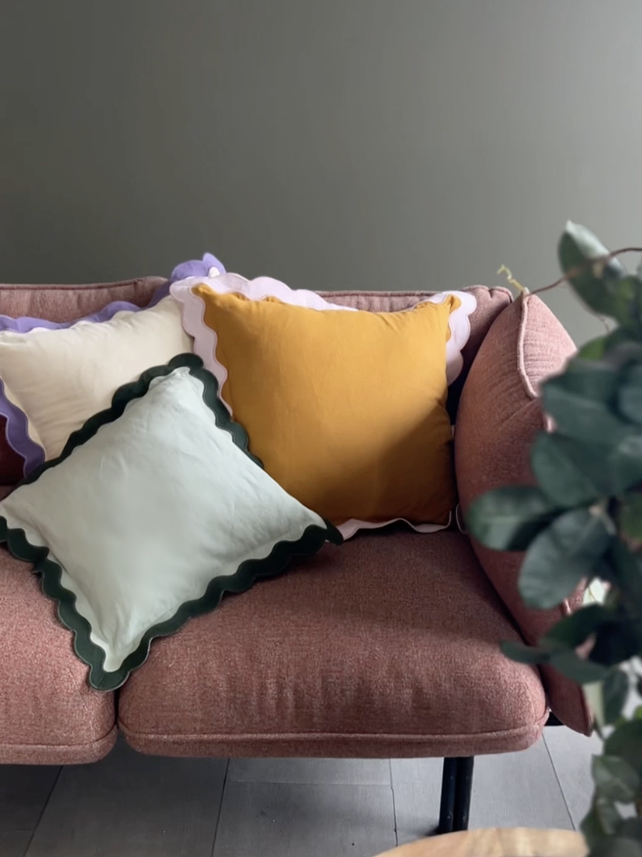 Платья Roses Lace и летний дроп 12 Storeez: что нового в коллекциях локальных брендов (фото 7)
