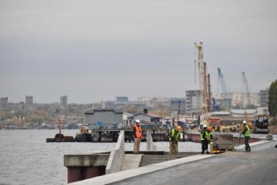 Новый участок набережной в Саратове откроют весной следующего года