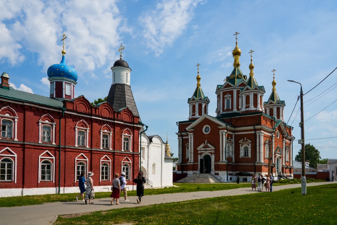 Андрей Воробьев проверил, как благоустраивают подмосковную Коломну к 850-летию
