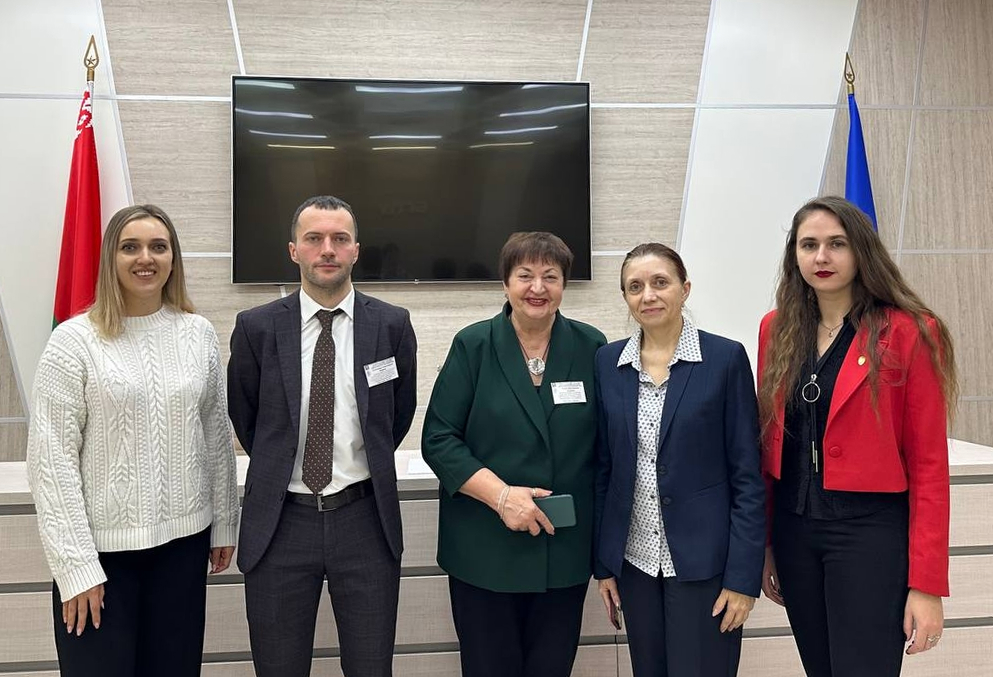 9BbmWtWBMvuo0XpJOOdk4-BLRQL9_fvNsToYmCf6cwUm3g_lt1lZUGdsPI3PhIUphhP83tJt6S3Mq8UytGCgO4ie 1.jpg