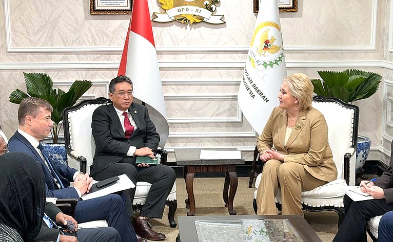 В рамках визита в Республику Индонезия делегация Совета Федерации провела ряд встреч