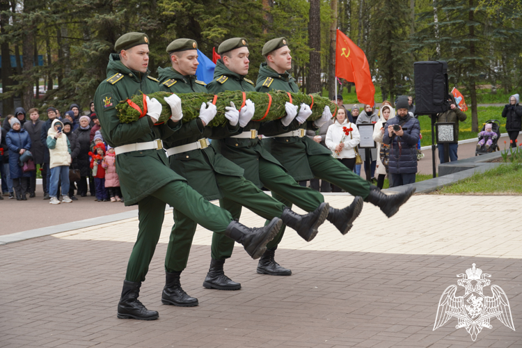 В День Победы представители Росгвардии приняли участие в праздничных мероприятиях
