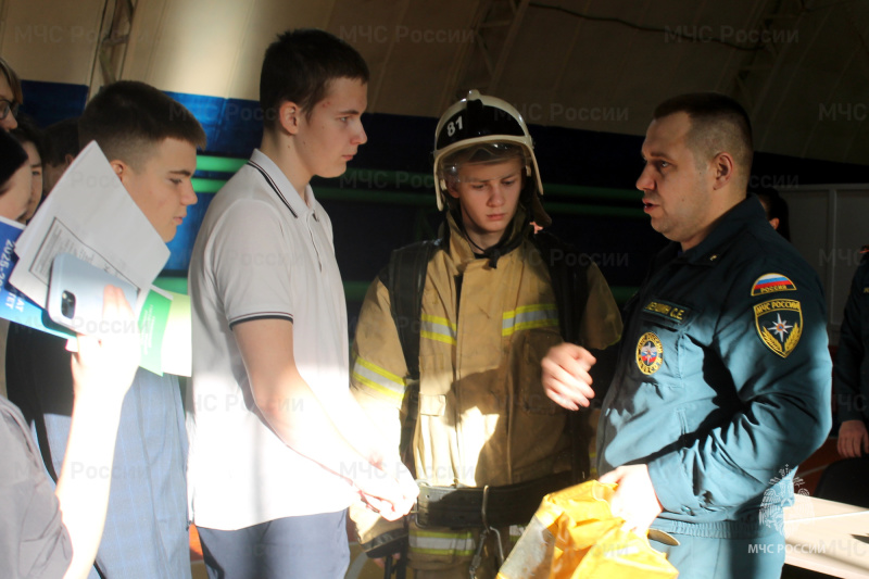 В Ялуторовске состоялась ярмарка учебных мест