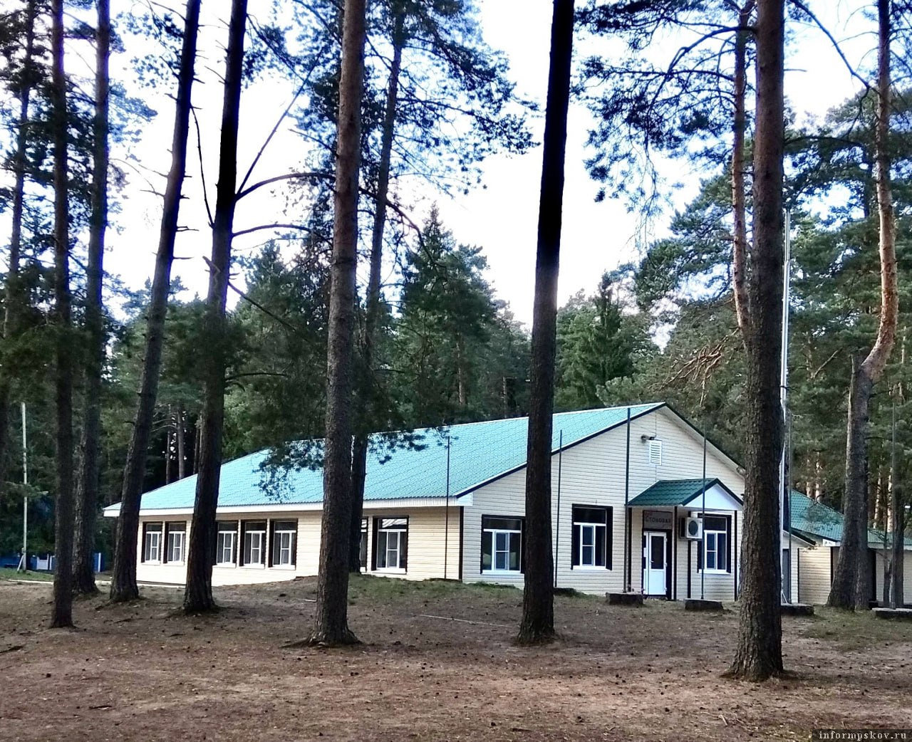 Ржд лагерь астрахань. Поезд в лагерь. Юный железнодорожник лагерь подонино. Фотографии лагеря ржд маяк. Детские лагеря железной дороги.