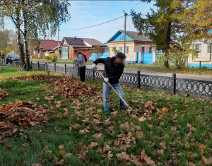 Осужденные УФИЦ продолжают благоустраивать город Семенов