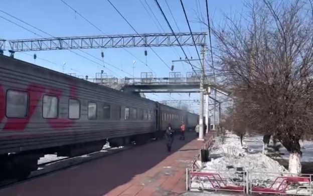 Прокуратура контролирует ситуацию с задержанными поездами в Забайкалье