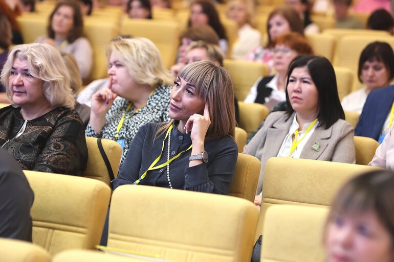 Владимир Мазур открыл в Томске первые Всероссийские педагогические чтения