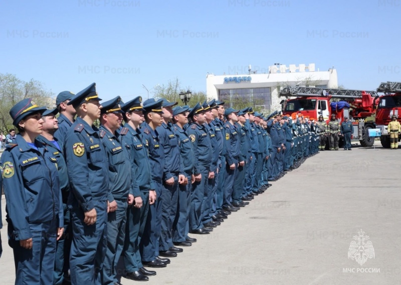 Четыре единицы новой техники поступило на вооружение краснокаменских огнеборцев