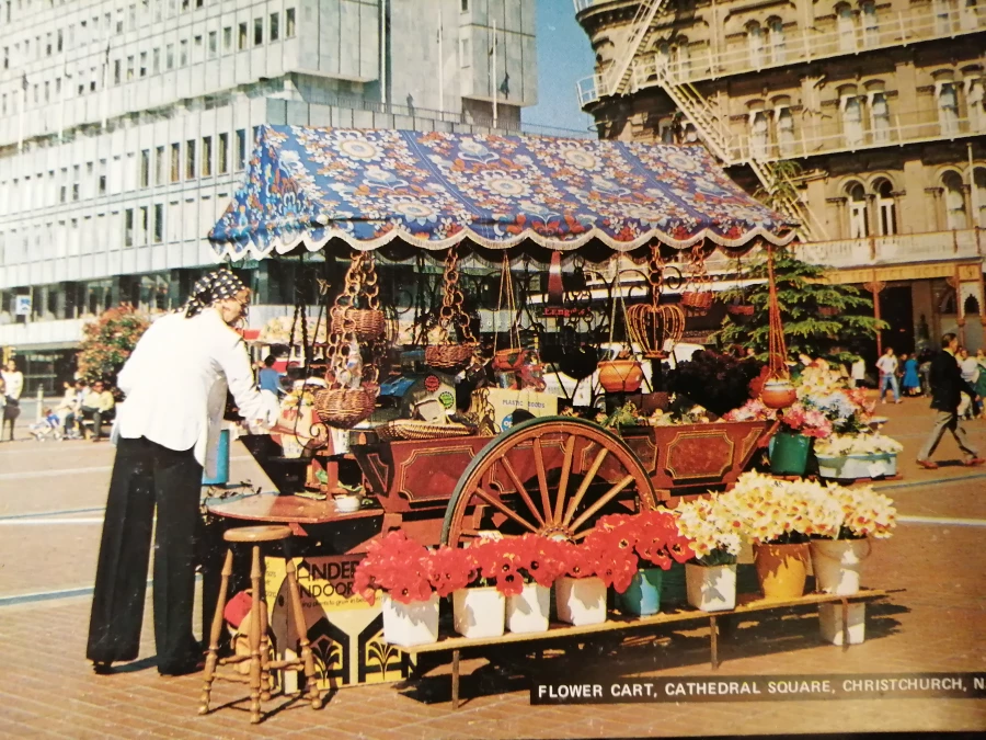 Открытки, купленные в Новой Зеландии, 1980-е. 