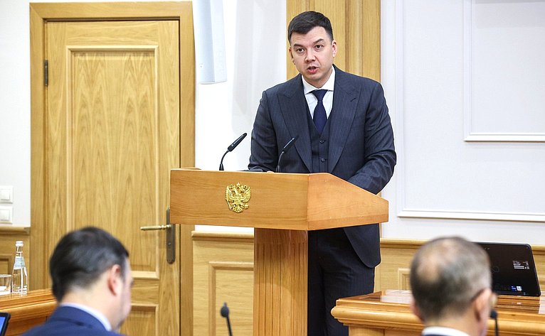 Заседание Совета по вопросам развития Сибири при Председателе Совета Федерации на тему «Сибирская экономика – от сырьевой к высокотехнологичной»