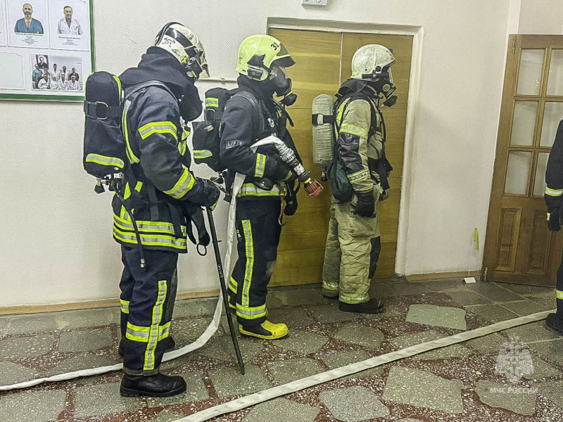 В Омске прошли пожарно тактические учения в городской клинической больнице