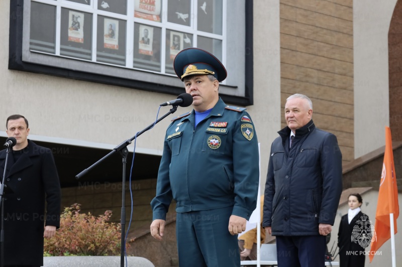 Автопарк региональных спасателей пополнили новые автомобили